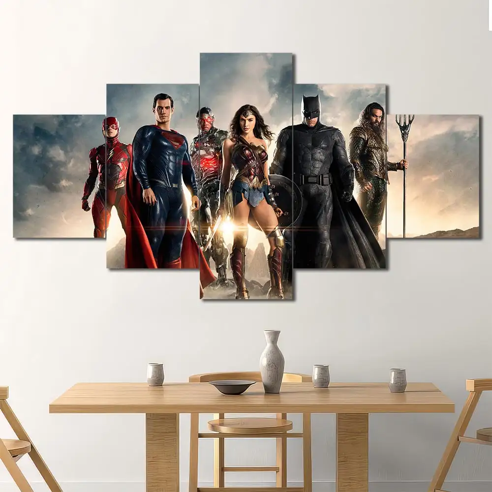 Justice League cinematic wall art featuring Superman Batman Wonder Woman and Aquaman 5 Panels Diamond Layout